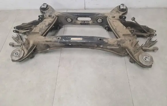 Mercedes-Benz C W205 Rear subframe 2053508009