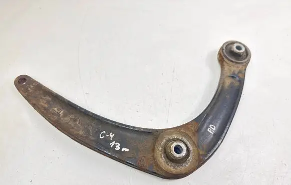 Citroen C4 II Front lower control arm/wishbone 823214
