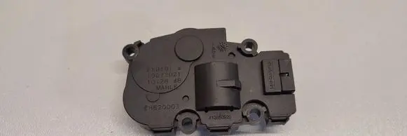 Mercedes-Benz Vito Viano W447 A/C air flow flap actuator/motor 412650920