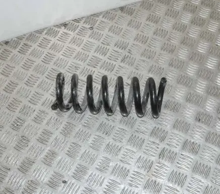 Mercedes-Benz C W204 Rear coil spring