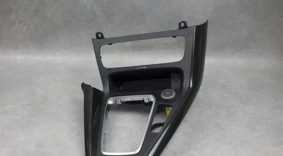 Ford Focus Other center console (tunnel) element F1EBA044C82BFW F1EBA044C82 F1EBA044H83BHW