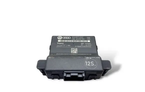 Volkswagen PASSAT B6 Gateway control module 3C0907530E K5426