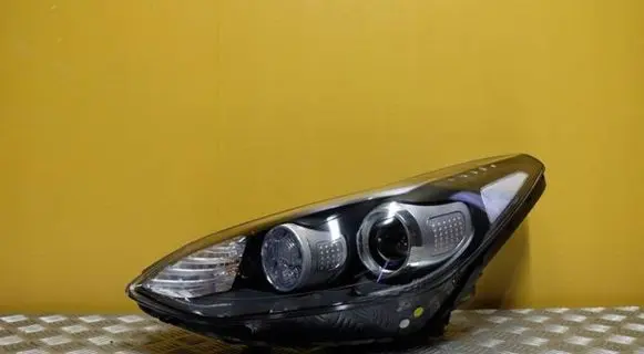 KIA Sportage Headlight/headlamp 92101-F1000 23673
