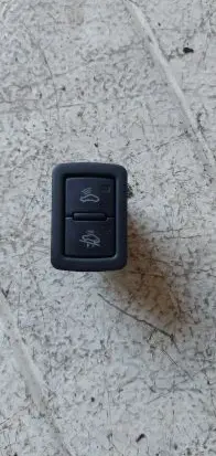 Audi Q7 4L Alarm switch 4F0962109