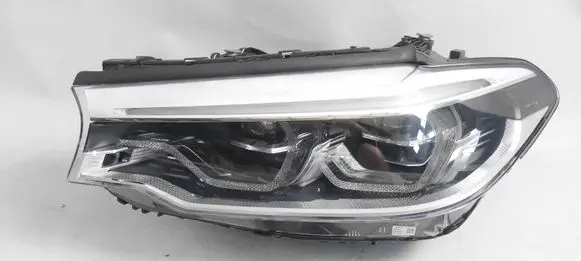 BMW 5 G30 G31 G38 Headlight/headlamp 7439197