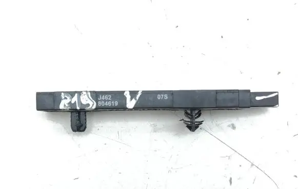 Volkswagen Arteon Keyless system antenna 5K0962132A
