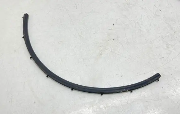 Volkswagen Touran III Engine compartment rubber 5TA823707 3D0823717