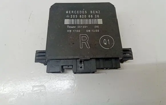 Mercedes-Benz C W203 Door control unit/module 2038206626
