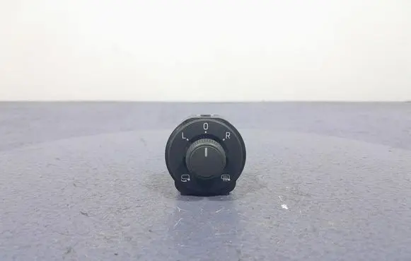 Skoda Superb B5 (3U) Mirror heating switch 3V0959565C
