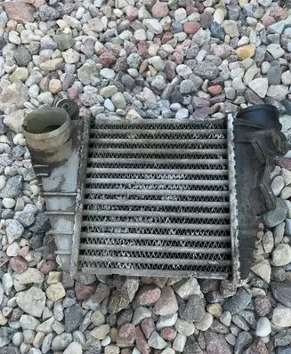 Volkswagen Golf IV Intercooler radiator