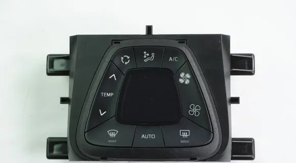 Toyota Aygo AB10 Climate control unit 5590YV010