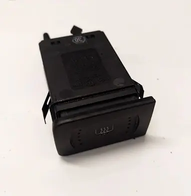 Volkswagen Golf IV Windscreen/window heater switch 1J0953235J
