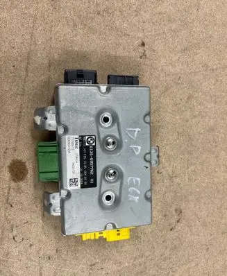 BMW 5 E60 E61 Door control unit/module 6957762 75789012 DDK4K21G36