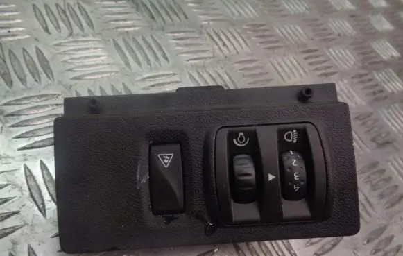 Renault Laguna III Light relay 
