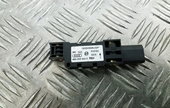 Audi A6 S6 C5 4B Airbag deployment crash/impact sensor 4B0959643E