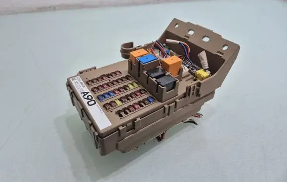 Subaru Outback (BT) Fuse box set 82201AN90A