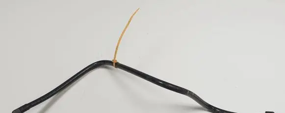 Jaguar XF X250 Engine coolant pipe/hose 9X23-9C490-AD