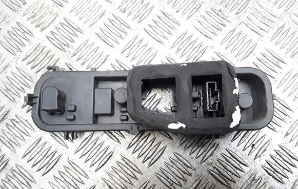 Dacia Logan II Tail light bulb cover holder