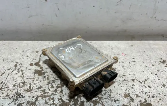 Toyota C-HR I Fuel injection pump control unit/module 8957112010 3C090137