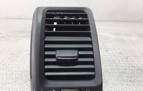 Honda Accord Dashboard side air vent grill/cover trim E6165181500