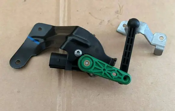 Audi TT TTS RS Mk3 8S Rear height level sensor lever 5Q0512522F 5Q0907503