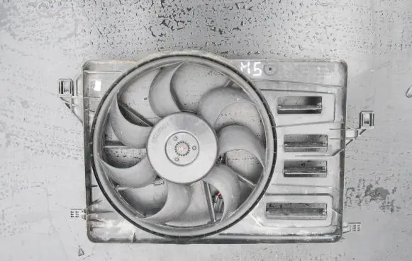 Mazda 5 Radiator cooling fan shroud 3136613321 0936821
