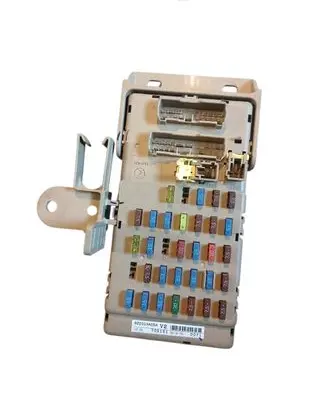 Subaru Tribeca Fuse module 82201XA05A