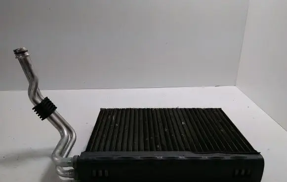 Air conditioning (A/C) radiator (interior)