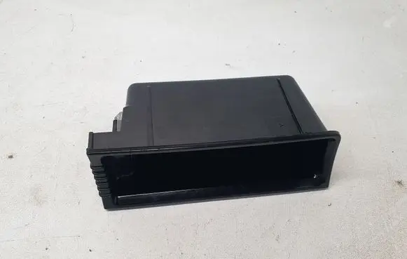 Volkswagen PASSAT B6 Car ashtray 3C0863077 318230100