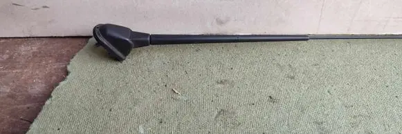 Nissan NV200 Radio antenna 