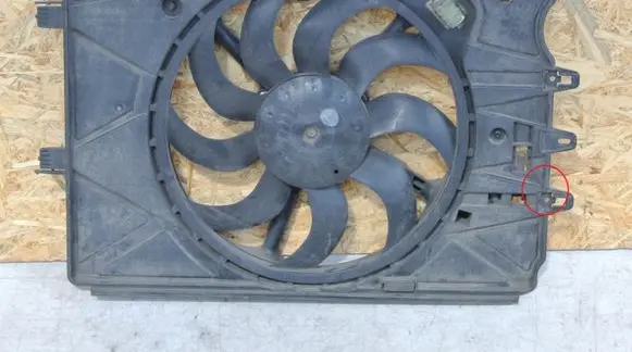 Fiat 500X Electric radiator cooling fan 8A9410100