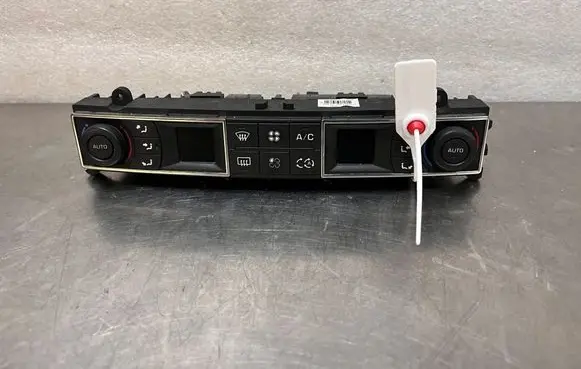 Other switches/knobs/shifts