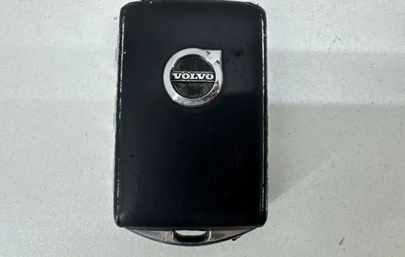 Volvo XC40 Ignition key/card 