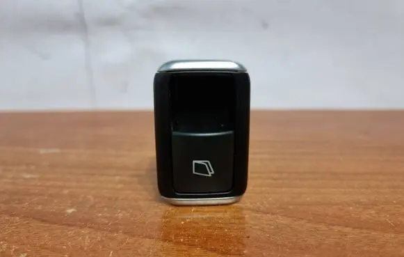 Mercedes-Benz GL X166 Electric window control switch A1668200210