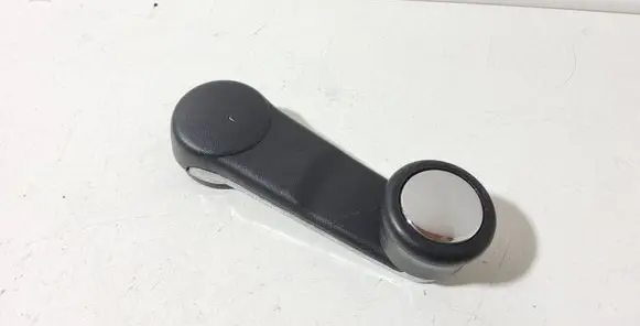 Audi 100 S4 C4 Front door window winding handle 443837581D 443837575A
