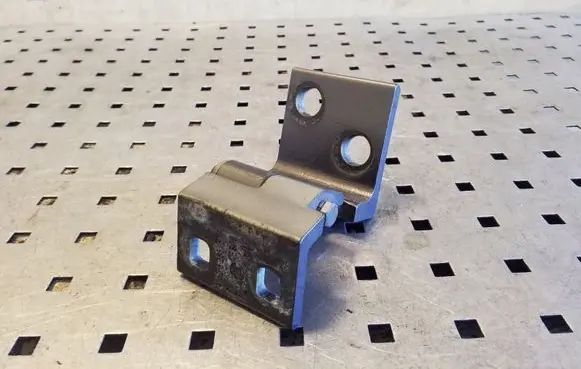 BMW X5 E53 Rear door lower hinge 41528265167 8265167