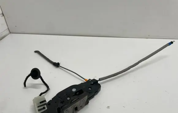 Mercedes-Benz GLA H247 Front door lock A0997202802