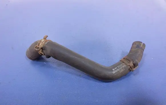 Skoda Octavia Mk3 (5E) Engine coolant pipe/hose 5Q0122109