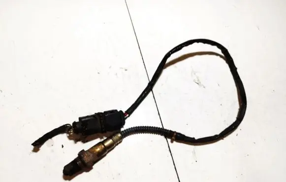Volkswagen PASSAT B6 Lambda probe sensor 03g906262a