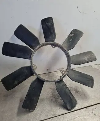 Peugeot 307 Fan impeller 9658100480