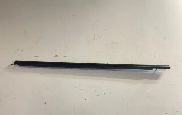 Front door glass trim molding
