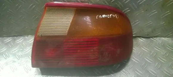 Ford Mondeo MK I Rear/tail lights 93BG13N004AA