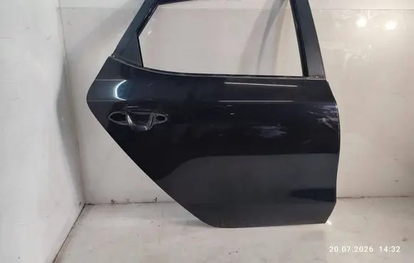 KIA Ceed Rear door