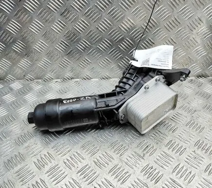 BMW 3 G20 G21 Oil filter cover 8580414 72499181