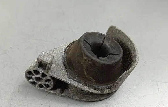 Jeep Grand Cherokee WL Muffler pipe connector clamp 68440476AB