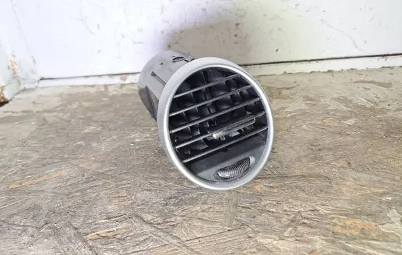 Mercedes-Benz ML W164 Dashboard side air vent grill/cover trim A1648302154