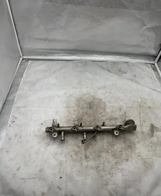 Fuel main line pipe