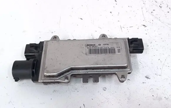 Opel Antara Coolant fan relay 20787305 1137328617
