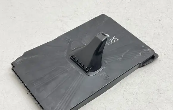 Battery tray