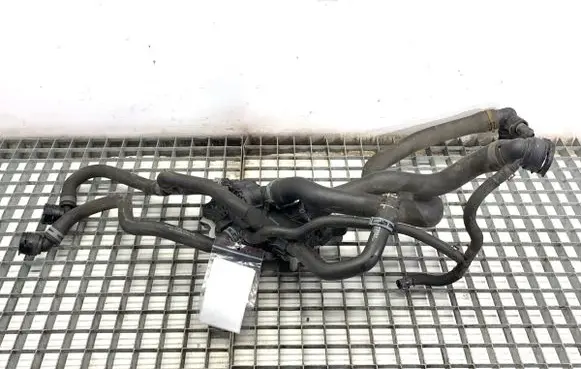 Skoda Octavia Mk3 (5E) Engine coolant pipe/hose